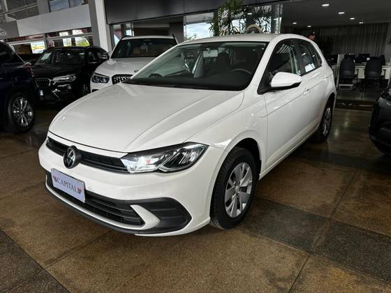 VOLKSWAGEN POLO 1.0 MPI MANUAL VOLKSWAGEN POLO 1.0 MPI MANUAL